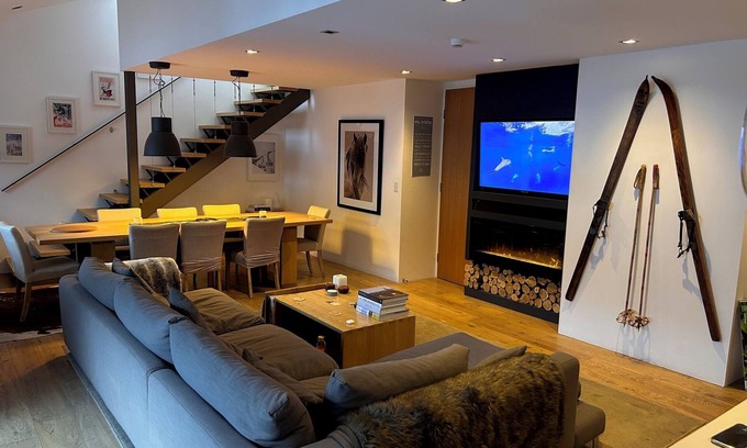 Thredbo Appartement | Thredbo Penthouse Aprmt (pour 2 familles)