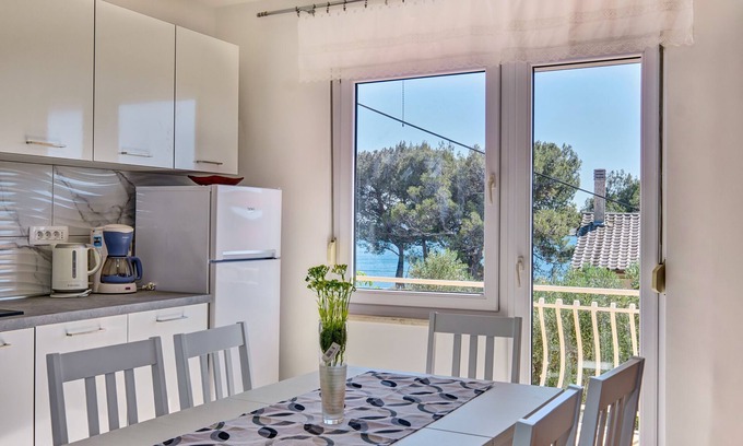 Martinscica Appartement | Appartement de trois chambres avec le balcon et la vue sur le mer Martinscica, Cres (A-23222-a)