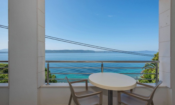Zivogosce Appartement | Appartement de trois chambres prés de la plage Zivogosce - Mala Duba, Makarska (A-19149-b)