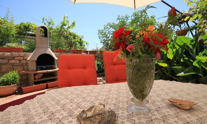 Cunski Appartement | Appartement de trois chambres avec le balcon Cunski, Losinj (A-8010-b)