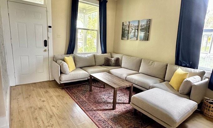 Bonner Maison | Three bedroom home, concerts, fishing & outdoors!