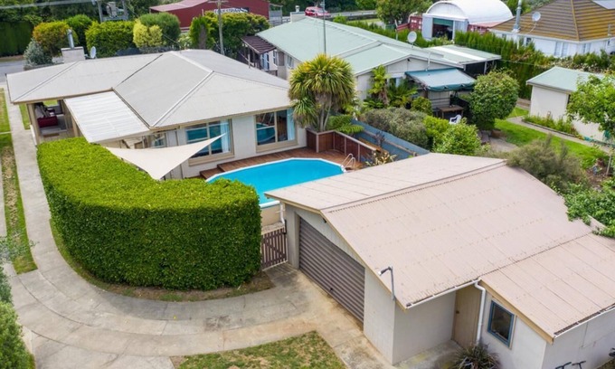 Blenheim Maison | Three Bedroom Home with a Pool & Fireplace