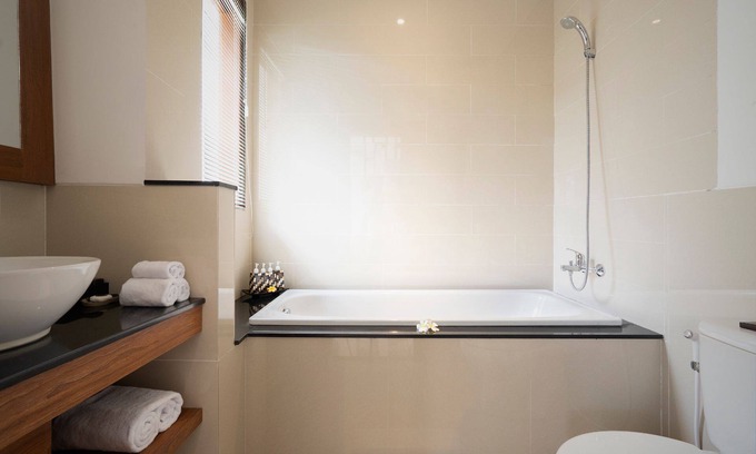 Dewi Sri Villa | Villa 3 chambres avec piscine privée à Legian, Kuta