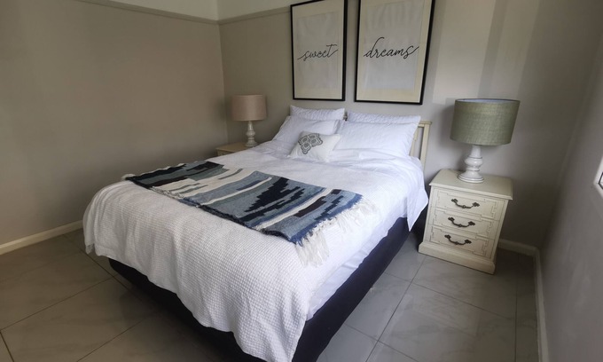 Yagoona Maison | Three bedrooms house for families centrally located in Sydney