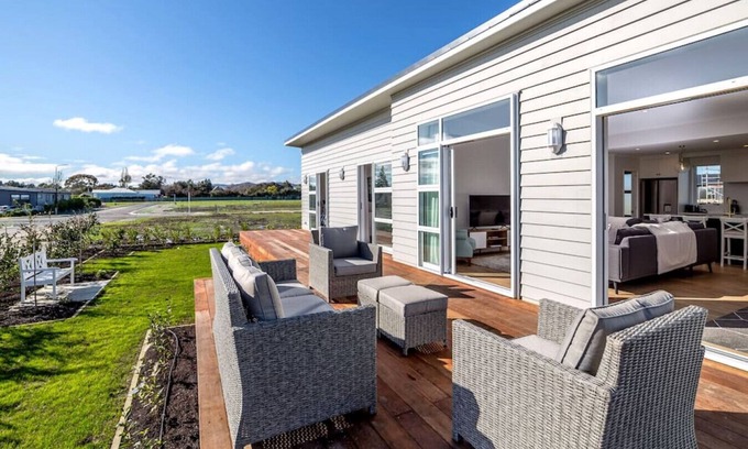 Martinborough Appartement | Three on Wilson, Martinborough
