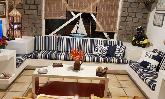 Itapoa Maison | Three rooms house. All rooms with A. Cond. 50 m from de beach.