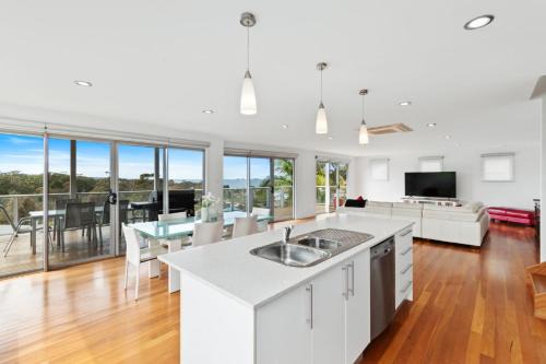 Long Beach Maison | Three Sisters at Long Beach