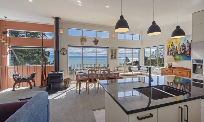 Nelson Maison | Three-story home providing every room with Sea views and all-day sun