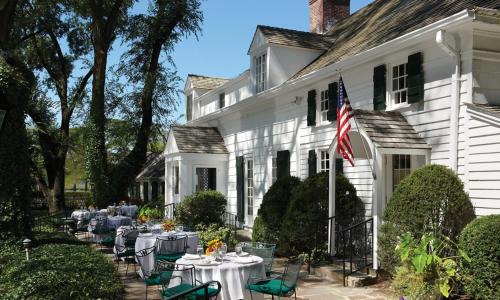 Stony Brook Hôtel | Three Village Inn