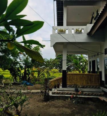 Kecamatan Praya Barat Daya Maison | Tiara Homestay