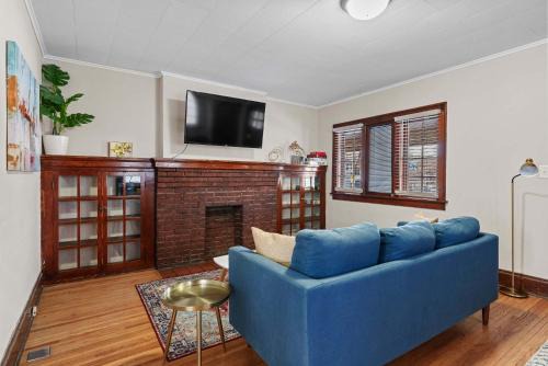Clintonville Maison | Tibet Twins 2 Retreat for 6