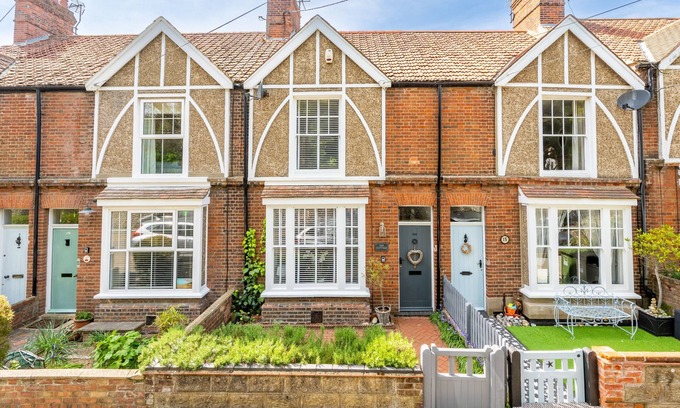 Overstrand Appartement | Tide Cottage (O), Overstrand, Norfolk