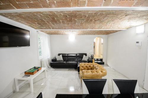 Old Town Appartement | TIFFANY TORTELLINOSUITE Modena