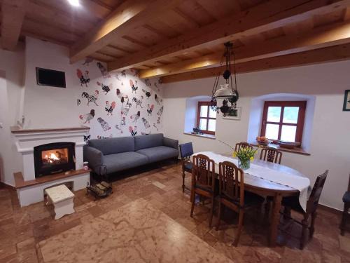 Monoszlo Maison | Tik hegyi ház