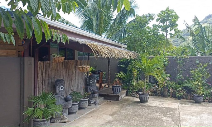 Faanui Maison | Tiki House