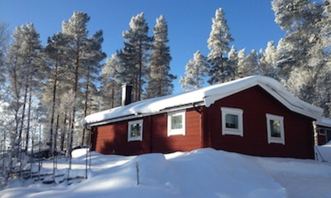 Idre Maison | Timber cottage with hot tube, sauna, boat, canoe