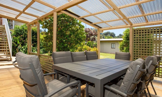 Culburra Beach Maison | Time and Tide - Pet Friendly - 1 Min Walk to Beach