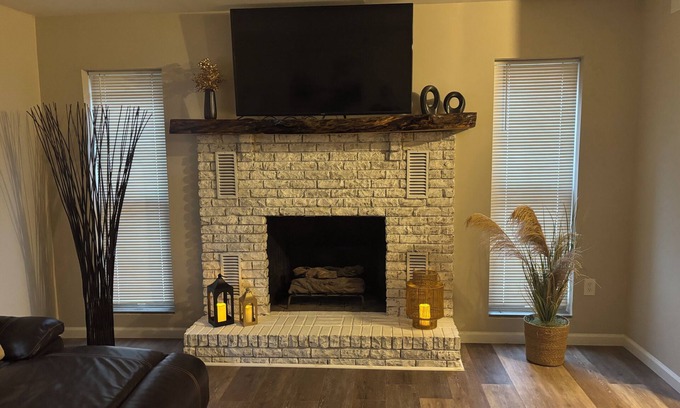 Conway Maison | Timothy's Place