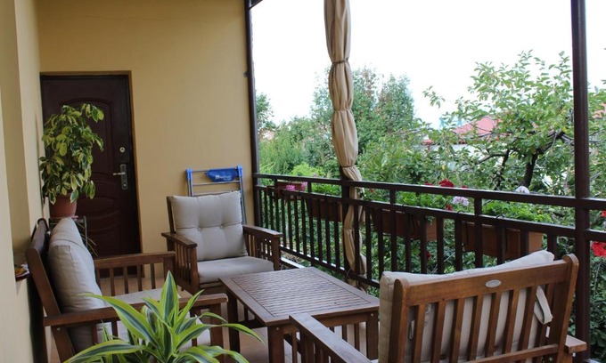 Telavi Maison | Tinikos Guest House