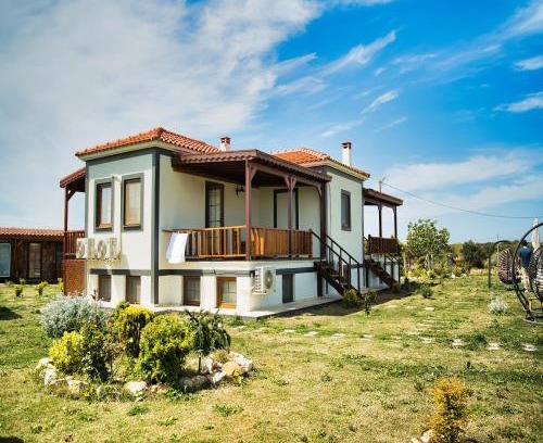 Bozcaada Hôtel | Tinos Otel & Bağ Evi 12 Yaş Üstü