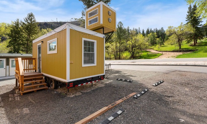 Poudre Park Maison | Tiny 1- Cameron Peak