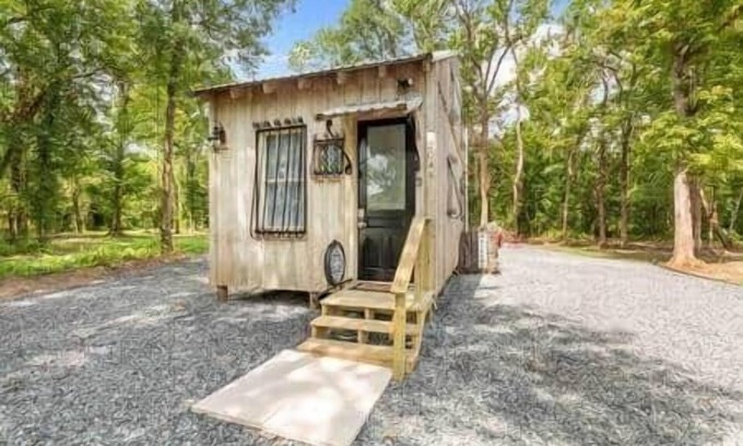 Atchafalaya Cabine | Tiny Cajun Cabin