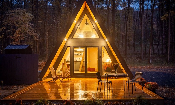 Freehold Cabine | Tiny Home A-Frame with Hot Tub in the Northern Catskills