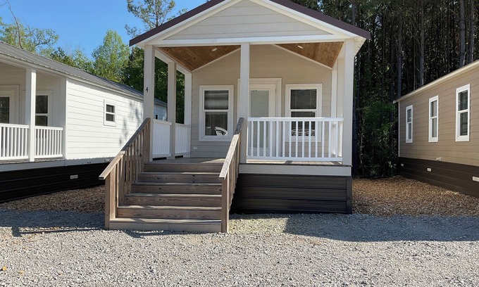 Pearl River Maison | Tiny Homes for Rent, minutes to the Casino, Golf Course & Water Park
