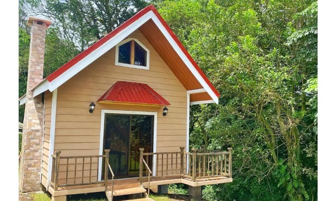 Fraijanes Cabine | Tiny house close to Poas Volcano