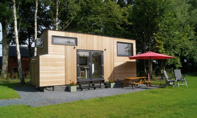 Saint-Leger Chalet De Ski | Tiny house de 2/4p en Gaume, proche des bois, ses sentiers (GR 129) et du golf