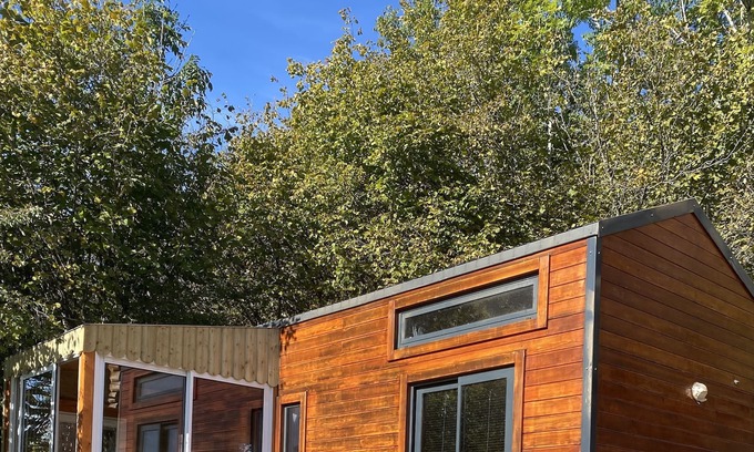 Foncine-le-Haut Cabine | Tiny House Avec Jacuzzi, en Plein Cœur de la Nature