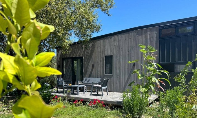 Karaburun Maison | Tiny House Framed by Nature near Sea in Karaburun