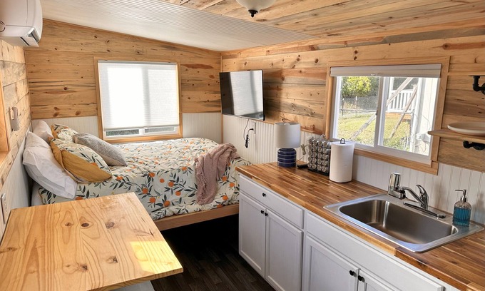 Ruch Appartement | Tiny House in Jacksonville