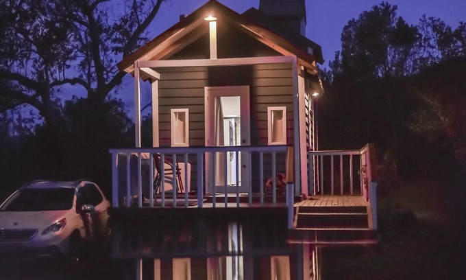 Praia Grande Cabine | Tiny House Morning Gloring - spectacular view
