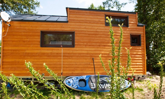 Kloster Lehnin Station Balnéaire | Tiny House 'Number 2 Ernesto' with Lake View, Garden & Wi-Fi