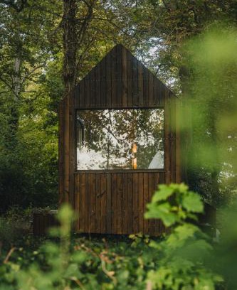 Etival-les-le-Mans Chalet De Ski | Tiny-house PAMPA Lodges au bord de l'eau
