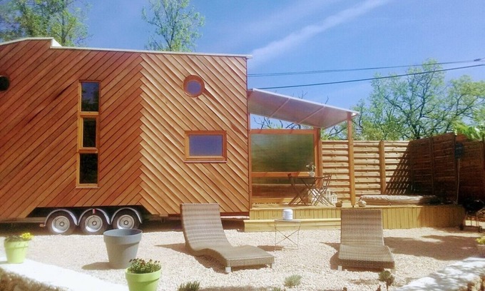 Faycelles Maison | TINY HOUSE & SPA 2 à 4 personnes