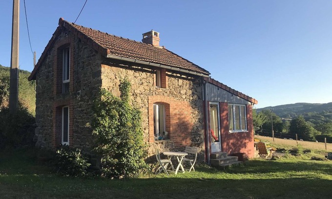 Teilhet Maison | Petite maison de campagne, vue superbe, Le Peyroux, Teilhet