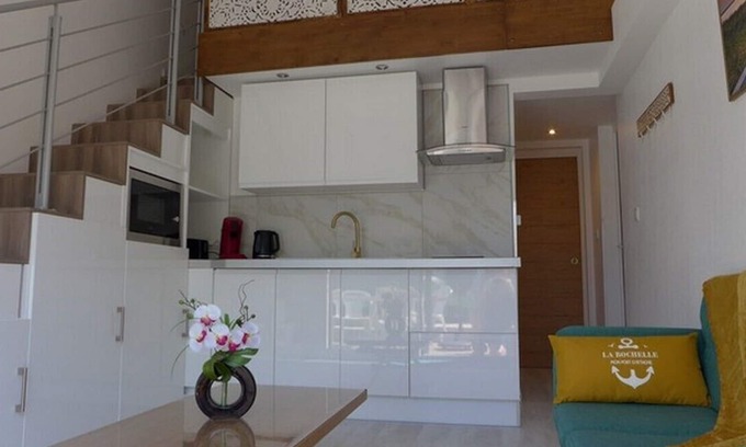 LHoumeau Appartement | T2+ (4 personnes) Tinyhouse à 5mn de l'ile de Ré et de La Rochelle- proche plage