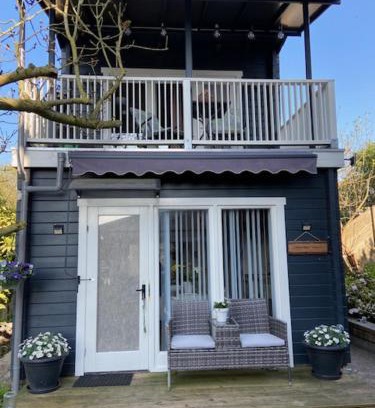 Zaandam Maison | Tinyhouse Woody at the Water