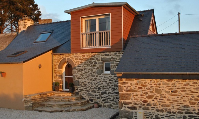 Lampaul-Ploudalmezeau Cottage | Pointe du Finistère, Gîte 4 personnes, vue mer, entre mer d' Iroise et les Abers