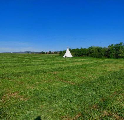 Saint-Jean-de-Touslas Autre | Tipi en pleine nature