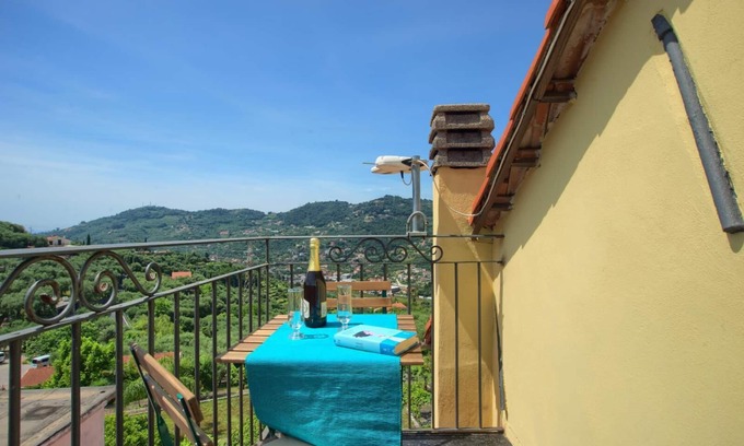 Costa dʼOneglia Appartement | Tipica Casa Ligure in Borgo Antico