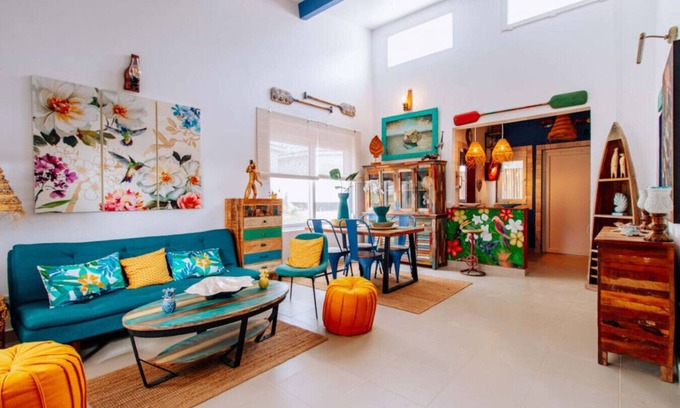 Tunguu Maison | Tipsy Gipsy House: Where the wild things live