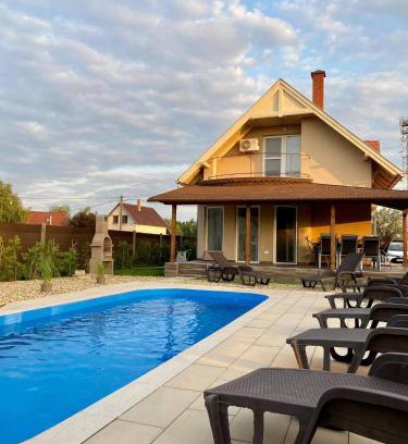 Kiskore Maison | Tiszavirág Üdülőház