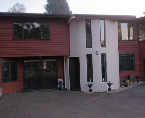 Silverstream Appartement | Tiwai Waka Retreat