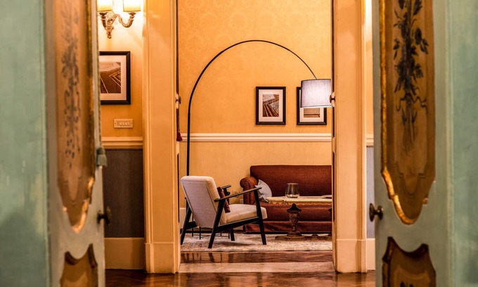 Naples City Centre Appartement | TLS - Courts Luxury Suite