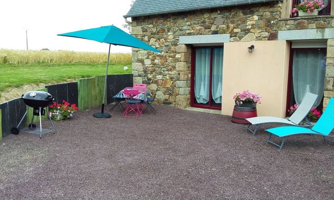 Ploezal Appartement | A louer pour les vacances studio neuf meublé à la semaine