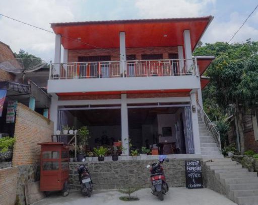 Ambarita Appartement | Tobay Family Home