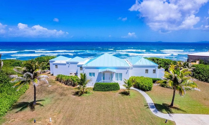 Christiansted Maison | Toes in the Sand Beach House